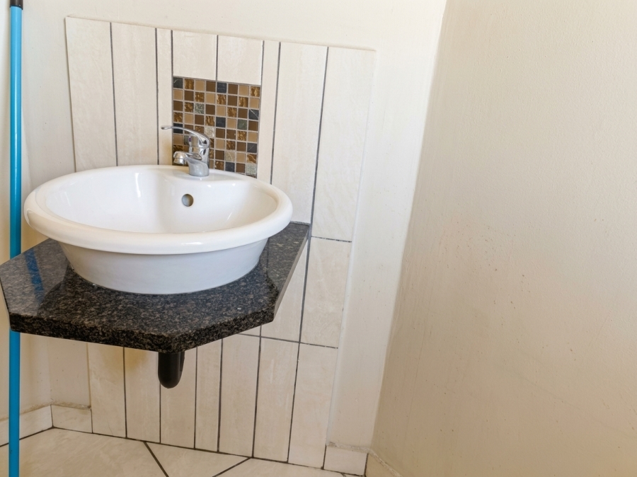 To Let 3 Bedroom Property for Rent in Waterval East North West